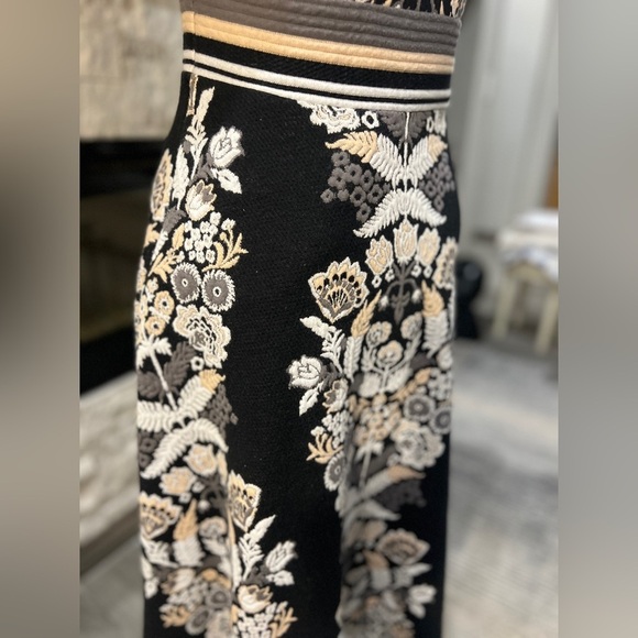 ETT TWA Anthropologie size 6 Soirée Embroidery Sleeveless Midi Dress - Picture 12 of 12